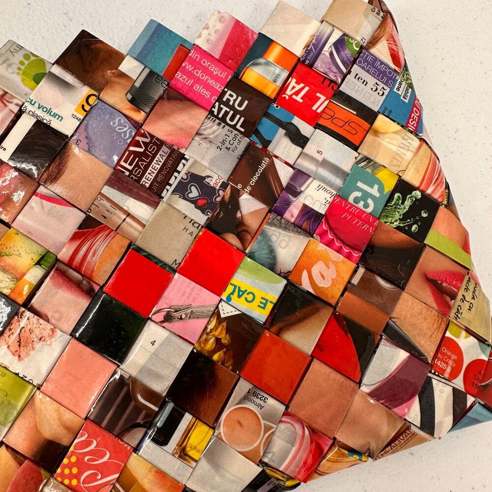 Really fun Weave Reworked Mini Bag - Picture 7 of 10